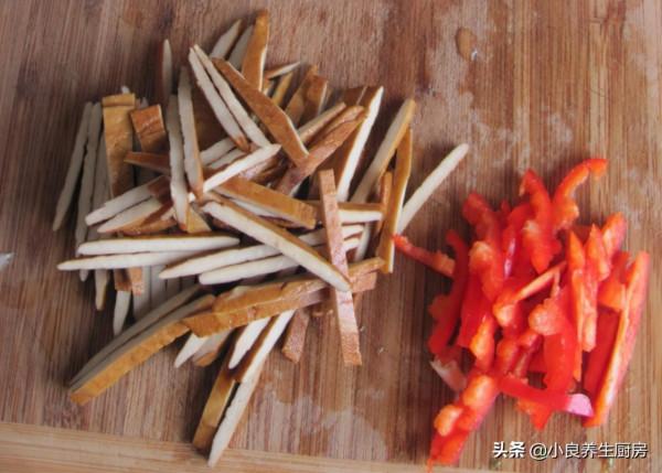 這菜我家孩子特別愛吃，爽口開胃，葷素搭配，不懂吃可惜了