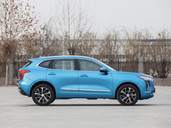 購車預算10萬出頭，傳祺GS4和哈弗初戀誰更值得買？