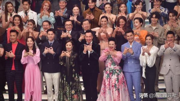 TVB再辦巡禮晚會，高海寧擔正女主站第三排，李佳芯被黃智雯壓制