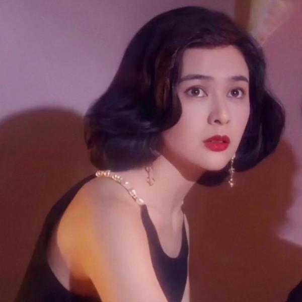 歲月不饒人，這6位女星，曾經驚豔時光如今顏值崩塌