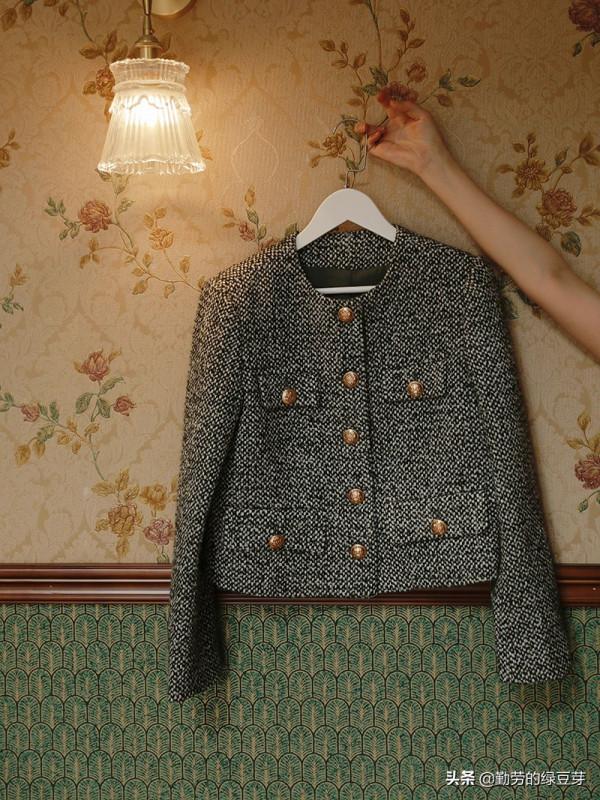 優雅女人養成記,“小香風”粗花呢外套,經典永不過時 優雅女人養成記,“小香風”粗花呢外套,經典永不過時