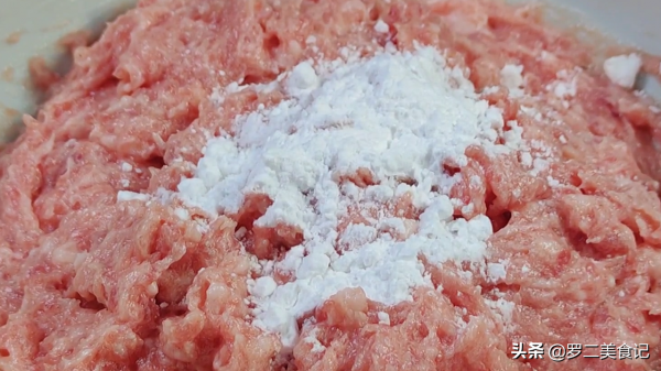 肉丸子這樣做太香了,教你飯店做法,湯汁鮮美,營養不油膩 肉丸子這樣做太香了,教你飯店做法,湯汁鮮美,營養不油膩