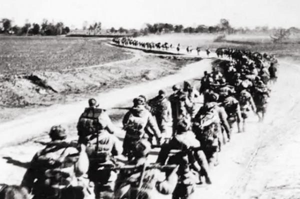 200師師長戴安瀾，在異國他鄉犧牲後，手下的三個團長結局如何？