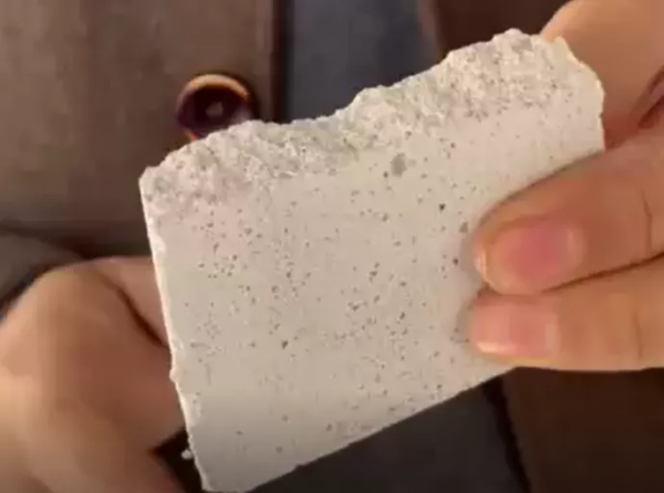 牆面反鹼的原因是什麼？如何處理？