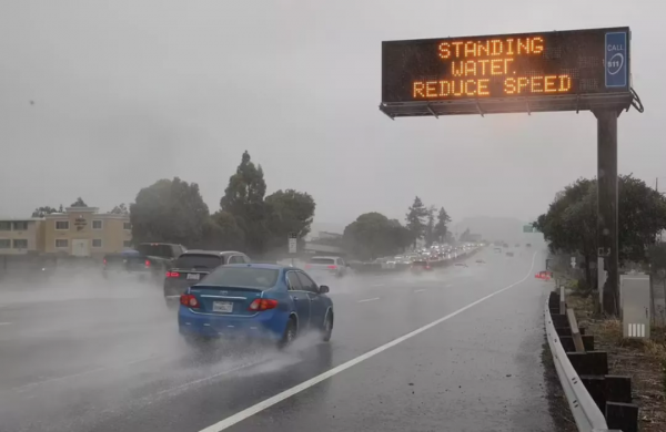 加州網友：終於等到下雨啦！乾旱的加州，一次性被罕見“炸彈氣旋”澆透了