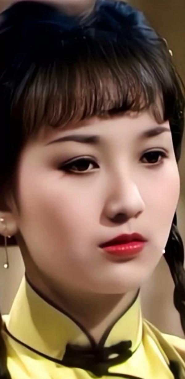 《上海灘》馮程程的美麗劇照,趙雅芝塑造的完美偶像 《上海灘》馮程程的美麗劇照,趙雅芝塑造的完美偶像