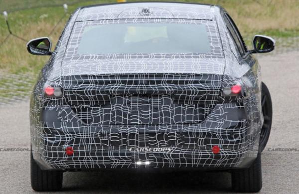 全新寶馬5系明年下半年釋出！資訊曝光，新頭燈+雙聯屏，值得等嗎