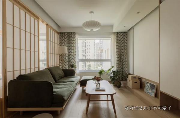 畫風治癒！榻榻米與客廳聯動，傢俱多了，竟然更寬敞了？