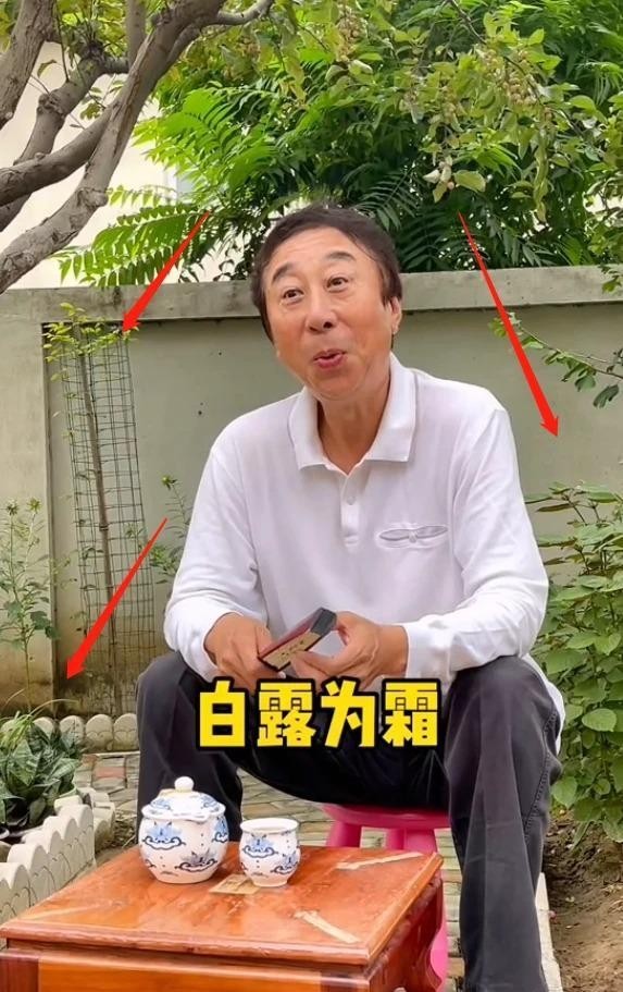 娶了初戀，幾十年無緋聞的6位男星，真的很不容易