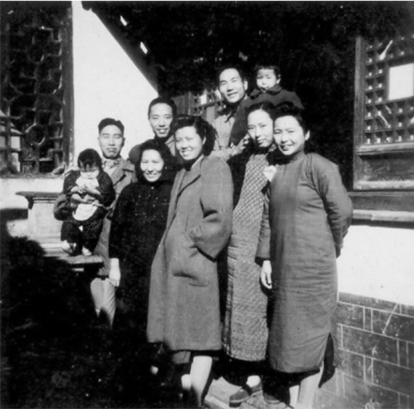 49年新中國成立後,十大元帥夫人擔任什麼職務,1955年有幾人授銜 49年新中國成立後,十大元帥夫人擔任什麼職務,1955年有幾人授銜