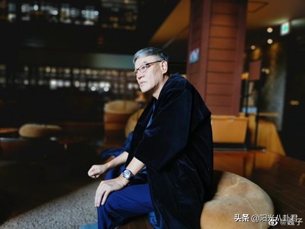 張紀中版《笑傲江湖》主演現狀:有人破產,有人病逝,有人變公知 張紀中版《笑傲江湖》主演現狀:有人破產,有人病逝,有人變公知