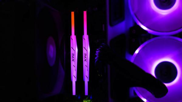 顏值不俗，效能不錯—換一個選擇，XPG龍耀D50 ROG款測試體驗