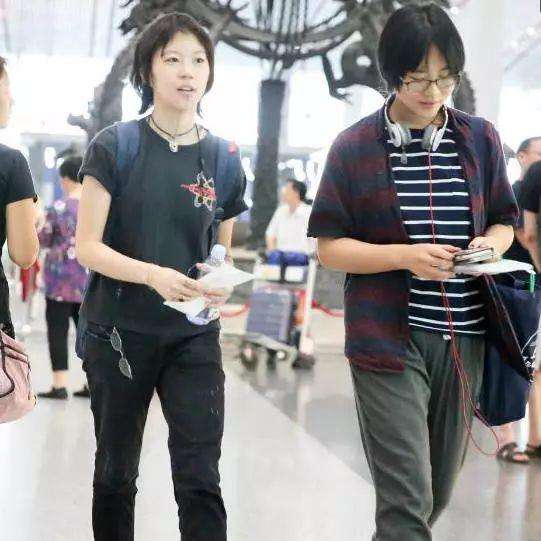 王菲前夫竇唯：兩次離婚最對不起女兒，兩份嫁妝背後是深沉的父愛