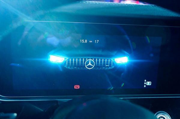 調整動力配置 價格下探至百萬 賓士2022款AMG GT四門跑車實拍簡評