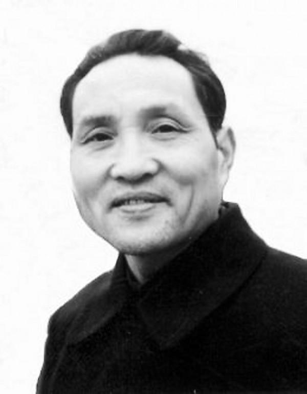 他48歲辭去雲南省長之位,赴任南大當校長,76歲病逝不讓通知家人 他48歲辭去雲南省長之位,赴任南大當校長,76歲病逝不讓通知家人