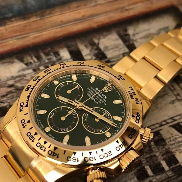 5款金錶看了走不動道！勞力士DD排第一，但歐米茄飛霸才是YYDS