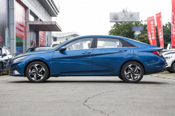 第七代伊蘭特：裡外都好看，配置也豐富，值得了解