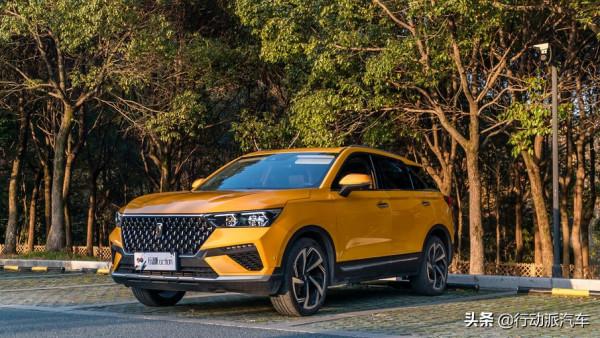 90後小夫妻自駕旅行首選 奔騰T77 Pro真香