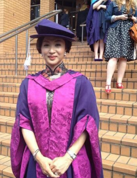 50歲金星義大利之旅 和老公手牽手 第四張簡直驚豔眾人 50歲金星義大利之旅 和老公手牽手 第四張簡直驚豔眾人