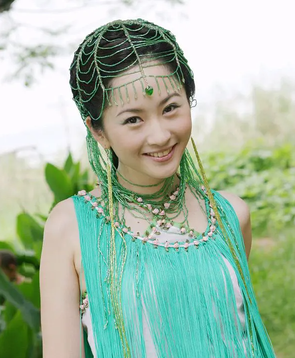 演章子怡丫鬟出道，她還是《七仙女》的青兒，35歲就結婚退圈了