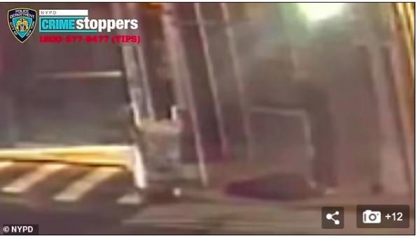 61歲中國大叔在紐約撿瓶子，被暴打昏迷8個月，最近去世了