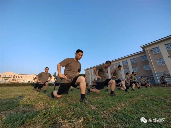 新兵家長：中秋佳節，您有一封來自軍營的信