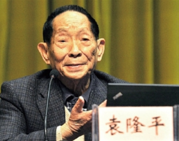 2021年去世的十大名人,每一位都配得上德藝雙馨 2021年去世的十大名人,每一位都配得上德藝雙馨