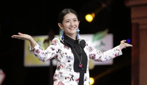 5位“鐵公雞”明星,言承旭吃小攤還順走碗筷,謝娜敷廉價的面膜 5位“鐵公雞”明星,言承旭吃小攤還順走碗筷,謝娜敷廉價的面膜