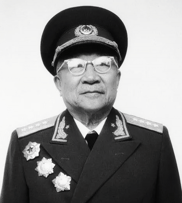 新中國成立初期,一對情侶妄圖策反政府高層,晚清幫派被捲入其中 新中國成立初期,一對情侶妄圖策反政府高層,晚清幫派被捲入其中