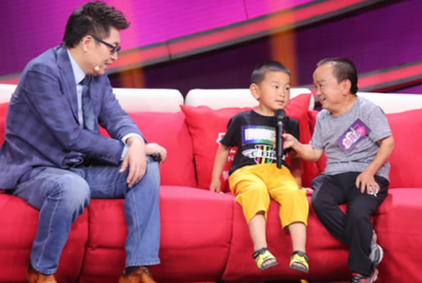 “特型演員”張伸的毀滅史，他的故事好無奈