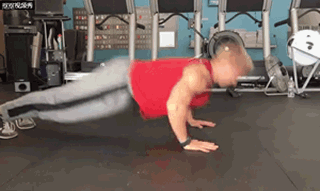 每天堅持做俯臥撐，身體會收穫這4個好處，輕鬆擁有肌肉身材