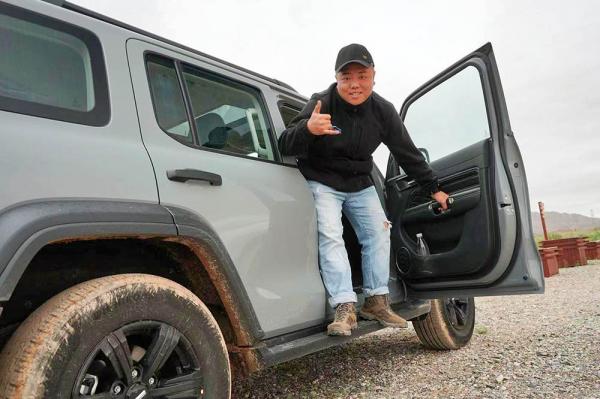 坦克300環青海Day2:體驗水天一線的“雙湖”,小柴旦救援BJ40! 坦克300環青海Day2:體驗水天一線的“雙湖”,小柴旦救援BJ40!