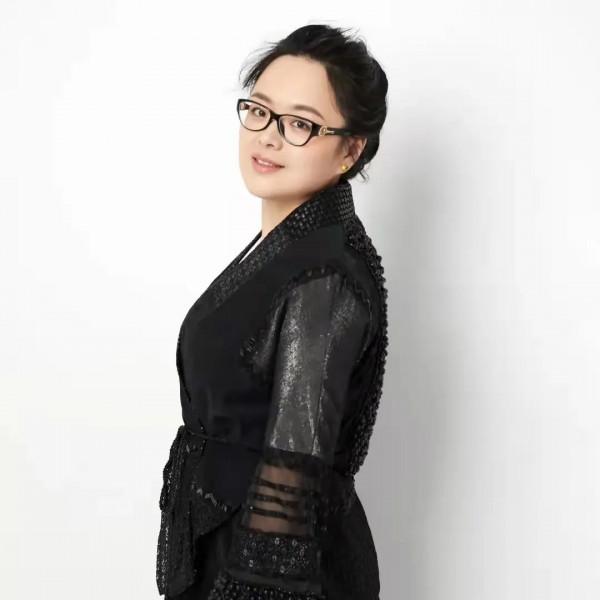 SS22中國國際時裝週 | 愛獲“重生”,來自珠寶的治癒力量 SS22中國國際時裝週 | 愛獲“重生”,來自珠寶的治癒力量