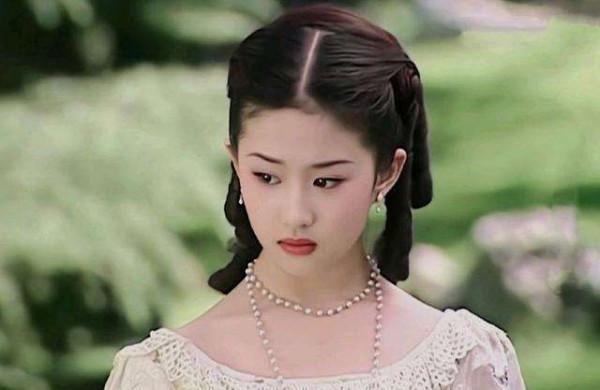 &quot;仙劍&quot;是誰的青春？劉亦菲、安以軒、劉品言，戲外命運各不相同