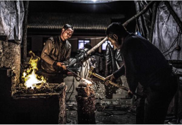 1952年,一湖北鐵匠帶著一封信進中南海,毛主席:你應該早些來嘛 1952年,一湖北鐵匠帶著一封信進中南海,毛主席:你應該早些來嘛