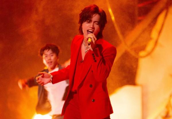 幸虧張晉沒聽陳小春的建議,要不然這次真的虧大了 幸虧張晉沒聽陳小春的建議,要不然這次真的虧大了