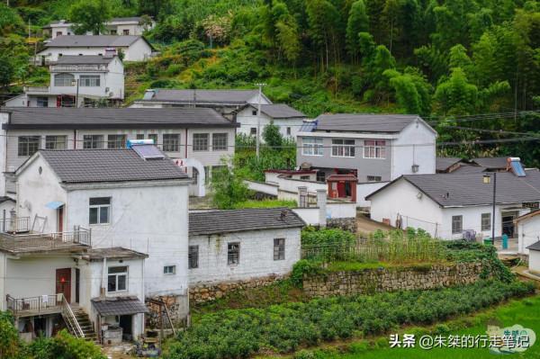 因“送駕”得名的古村,有網紅天空之鏡,還有清涼消暑的大漢漂流 因“送駕”得名的古村,有網紅天空之鏡,還有清涼消暑的大漢漂流