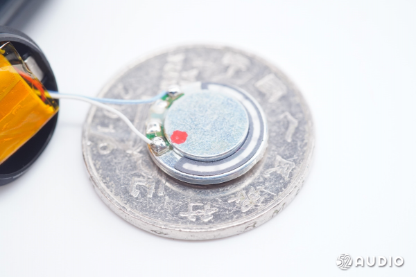 淺入耳式設計,5.1藍芽晶片,聯想thinkplus Liveods LP40拆解報告 淺入耳式設計,5.1藍芽晶片,聯想thinkplus Liveods LP40拆解報告