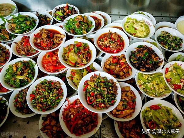 湖南最出名的19道名菜，香辣可口，特色湘菜大合集，你都吃過嗎？