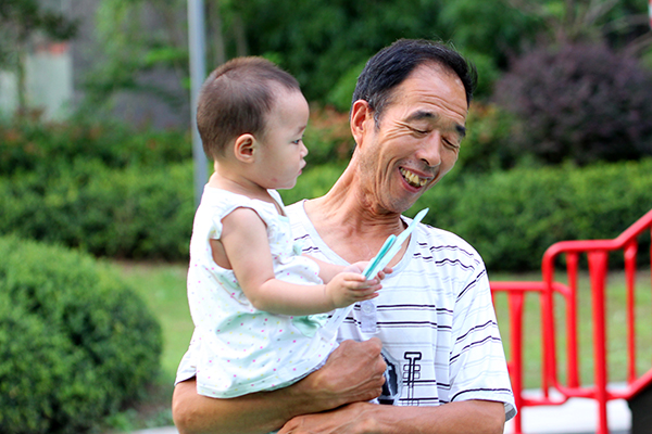 “千金難買老來瘦”或是錯的，研究發現：年過六旬，微胖者更長壽