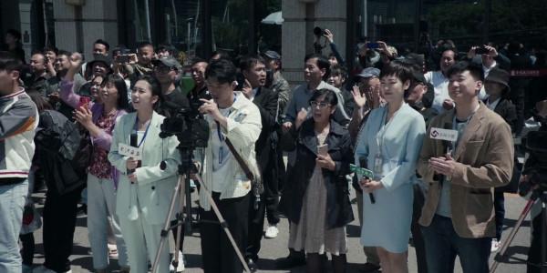 掃黑風暴:確定董耀罪行的時候,督導組為何要確定飲料是獼猴桃汁 掃黑風暴:確定董耀罪行的時候,督導組為何要確定飲料是獼猴桃汁