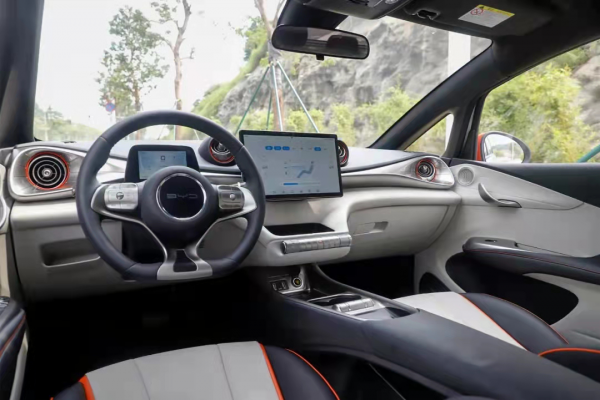 想要高品質的純電轎車,這四款都出自大廠門檻也低 想要高品質的純電轎車,這四款都出自大廠門檻也低