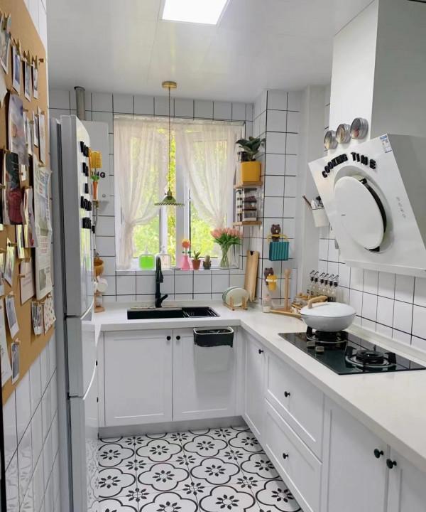 參觀了這個家之後我發現,能溫暖人心的房子,絕不是靠豪華的裝修 參觀了這個家之後我發現,能溫暖人心的房子,絕不是靠豪華的裝修