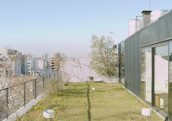 他買下32㎡小家,將臥室廚衛“藏”在壁櫥裡,面積雖小卻井然有序 他買下32㎡小家,將臥室廚衛“藏”在壁櫥裡,面積雖小卻井然有序