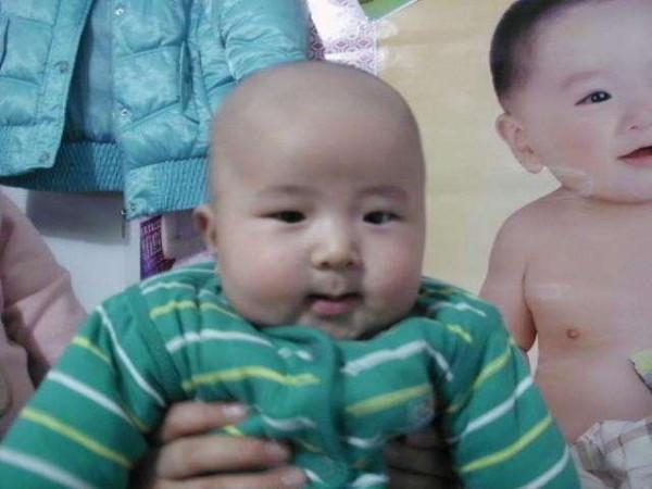 郝劭文：3歲出道10歲片酬千萬，身家卻被父母敗光，只能打工還債