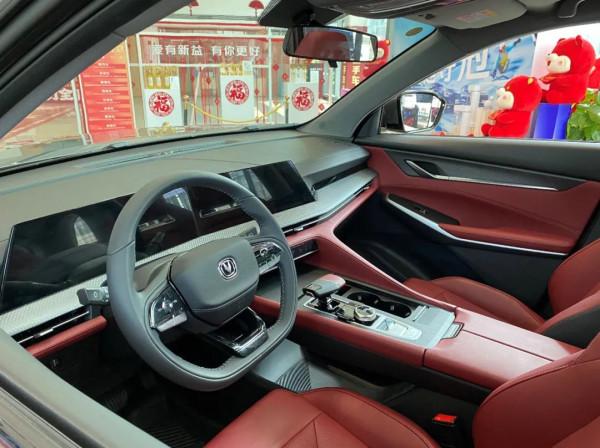 探店調查：大年初一還賣車，&OpenCurlyDoubleQuote;高階卷王&rdquo;非自主莫屬