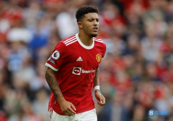 加強進攻！桑喬、卡瓦尼替補登場，換下弗雷德、格林伍德