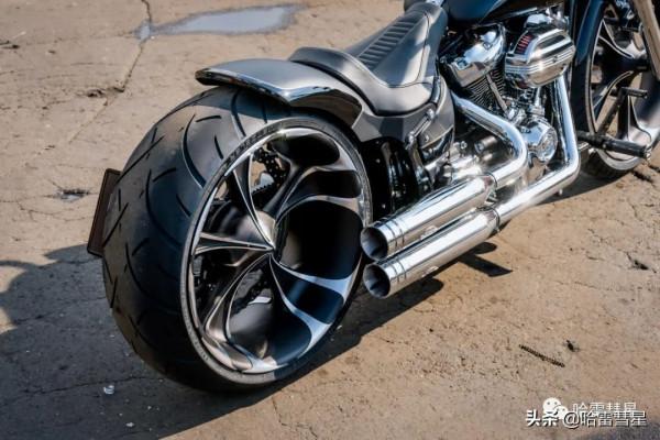 肥 仔 突 破 &vert; 短 泥 瓦 套 件