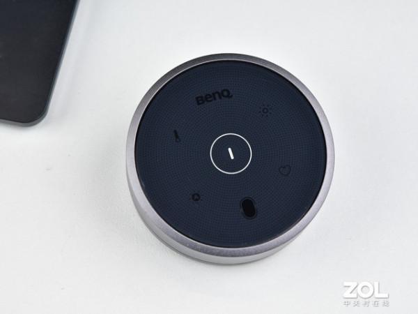 沉浸式燈光體驗 明基螢幕掛燈ScreeBar Halo評測