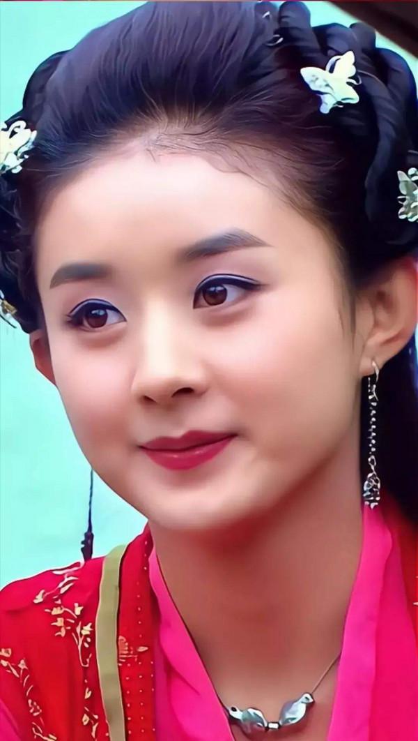 古裝公主趙麗穎，美若天仙，熱心公益的她越來越美